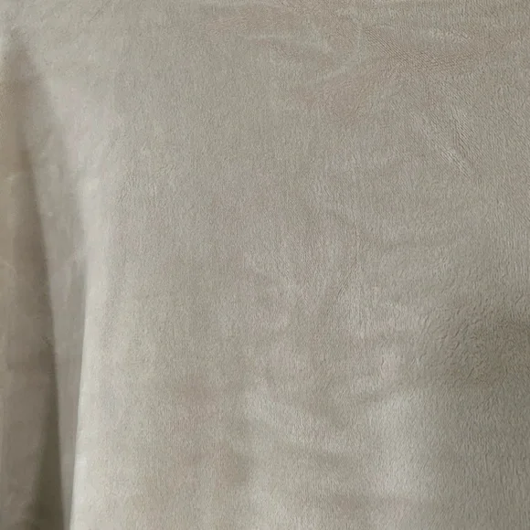 Victoria's Secret PINK Women’s LG Pullover Ivory Shirt SOFT Fleece Long Sleeves - Picture 14 of 16